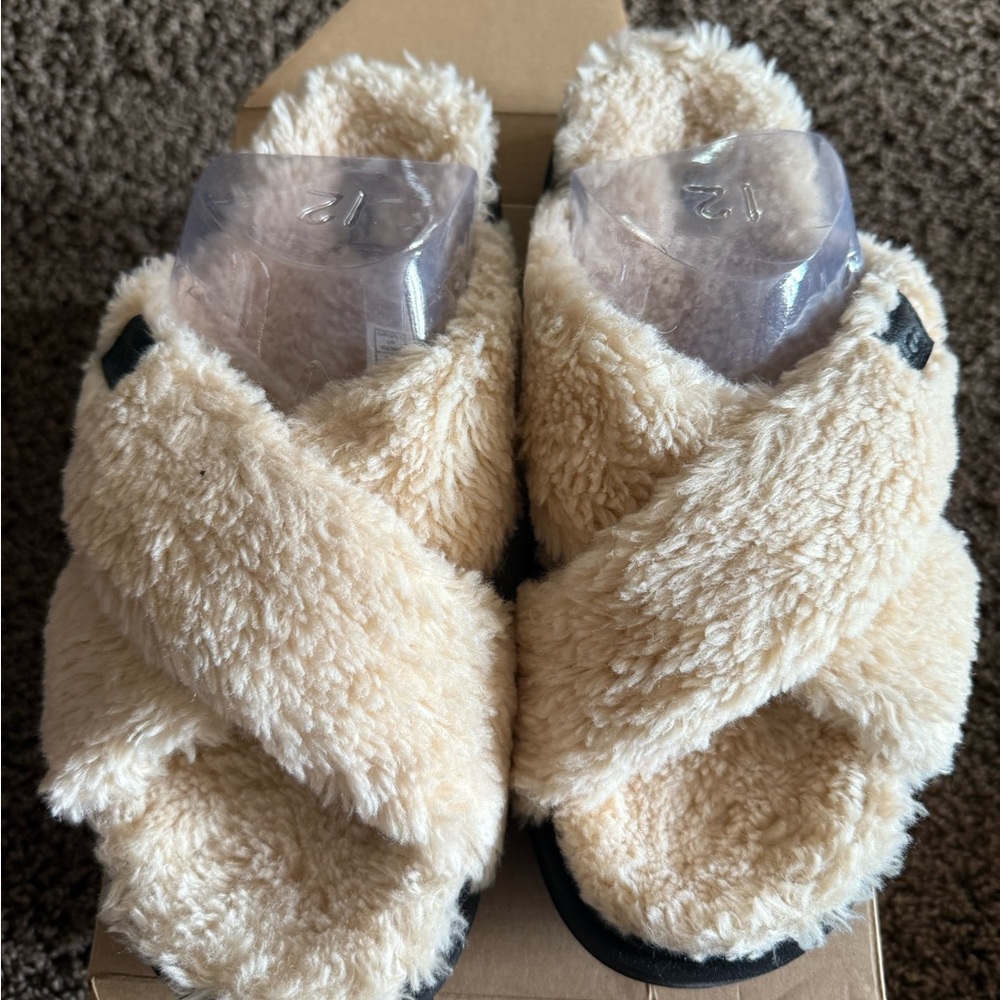 Cozy Cream Fuzzy Slippers UGG brand